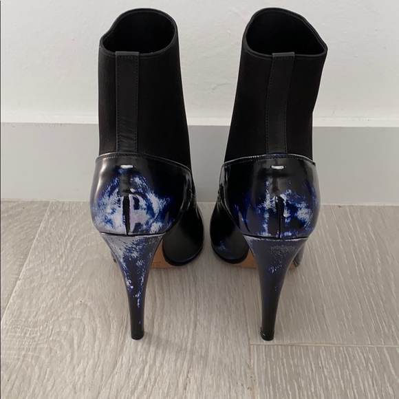 BRAND NEW! Madison Martin Margiela booties - Picture 4 of 5